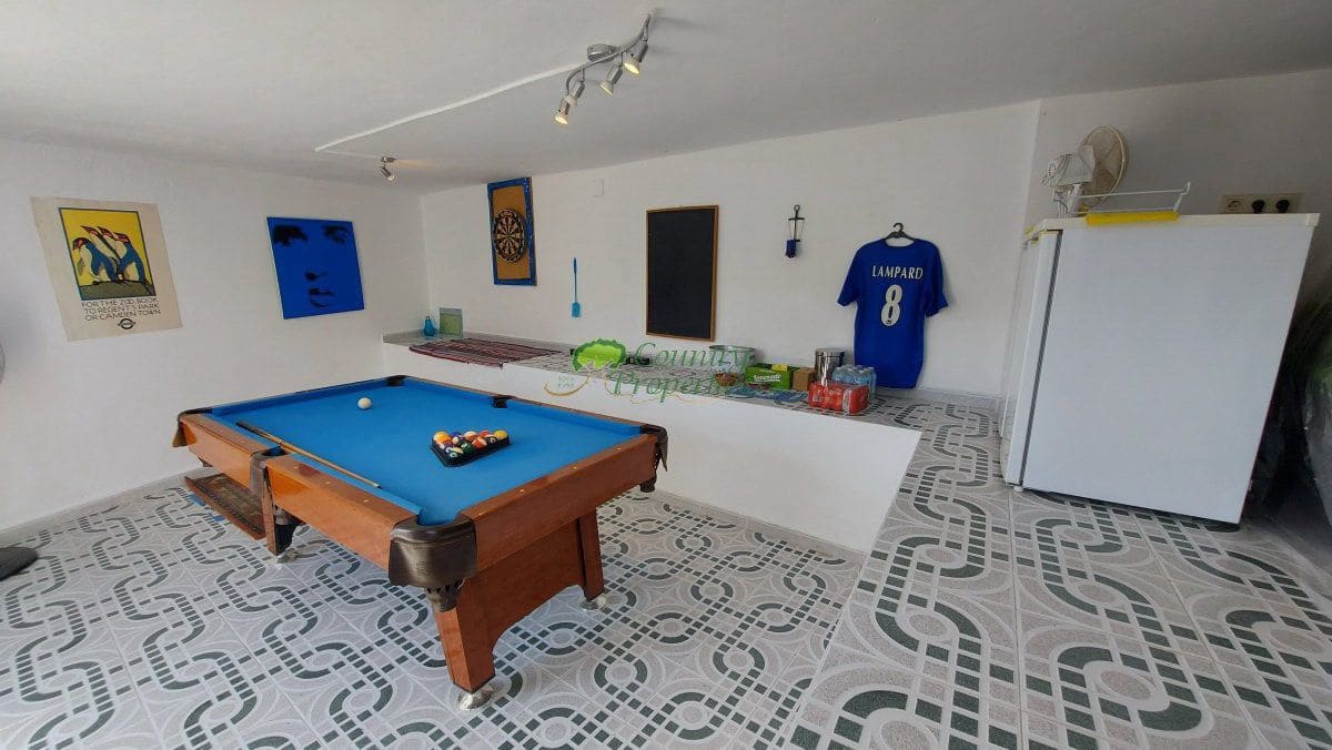 Finca/Casa Rural de 3 habitaciones en Torrox en venta con piscina garaje - 465.000 € (Ref: 9981846)