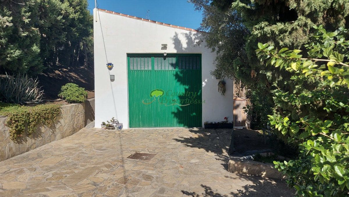 Finca/Casa Rural de 3 habitaciones en Torrox en venta con piscina garaje - 465.000 € (Ref: 9981846)