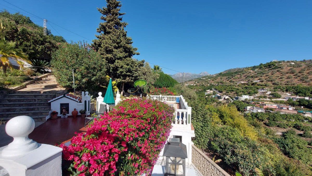 Finca/Casa Rural de 3 habitaciones en Torrox en venta con piscina garaje - 465.000 € (Ref: 9981846)