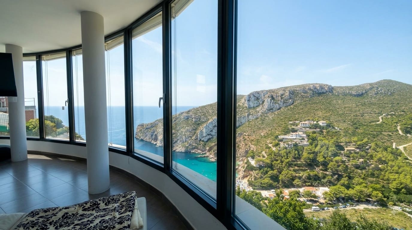 Chalet de 4 habitaciones en Javea / Xàbia en venta con piscina - 2.495.000 € (Ref: 10031650)