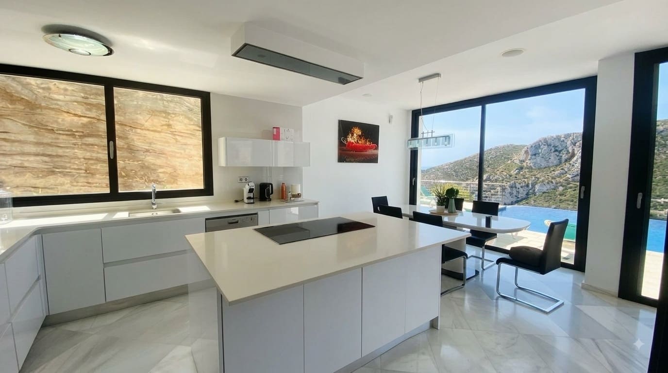 Chalet de 4 habitaciones en Javea / Xàbia en venta con piscina - 2.495.000 € (Ref: 10031650)