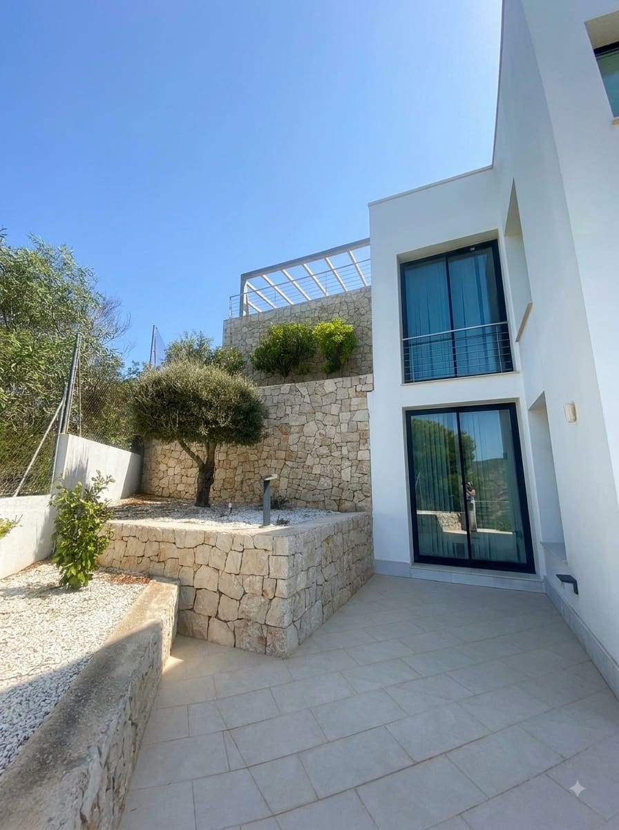 Chalet de 4 habitaciones en Javea / Xàbia en venta con piscina - 2.495.000 € (Ref: 10031650)