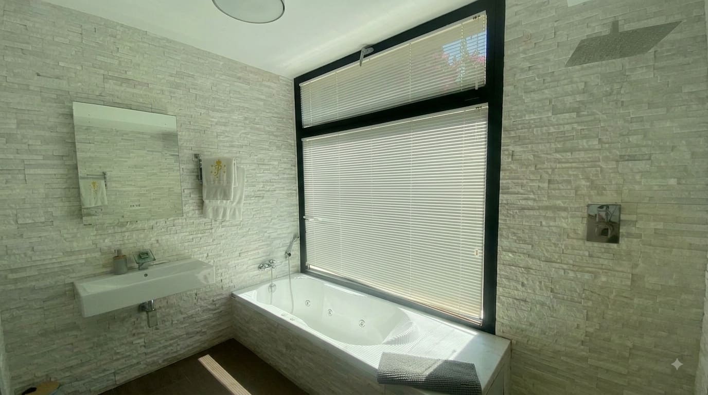 Chalet de 4 habitaciones en Javea / Xàbia en venta con piscina - 2.495.000 € (Ref: 10031650)