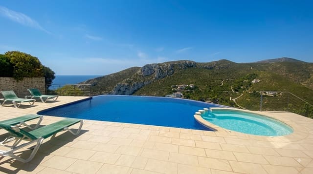 Chalet de 4 habitaciones en La Granadella  - Costa Nova, Javea / Xàbia en venta con piscina - 2.495.000 € (Ref: 10031650)