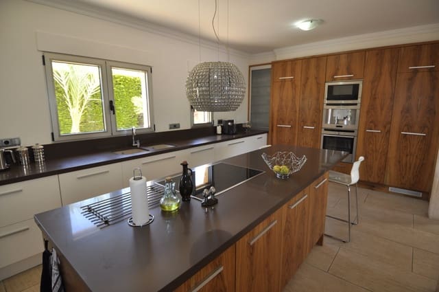 5 makuuhuone Huvila myytävänä paikassa Partides comunes - Adsubia, Javea / Xàbia mukana uima-altaan 
autotalli - 1 315 000 € (Ref: 10109362)