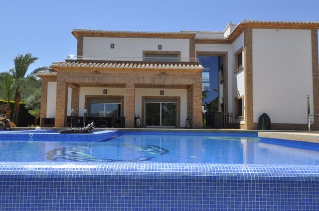 5 makuuhuone Huvila myytävänä paikassa Partides comunes - Adsubia, Javea / Xàbia mukana uima-altaan 
autotalli - 1 315 000 € (Ref: 10109362)