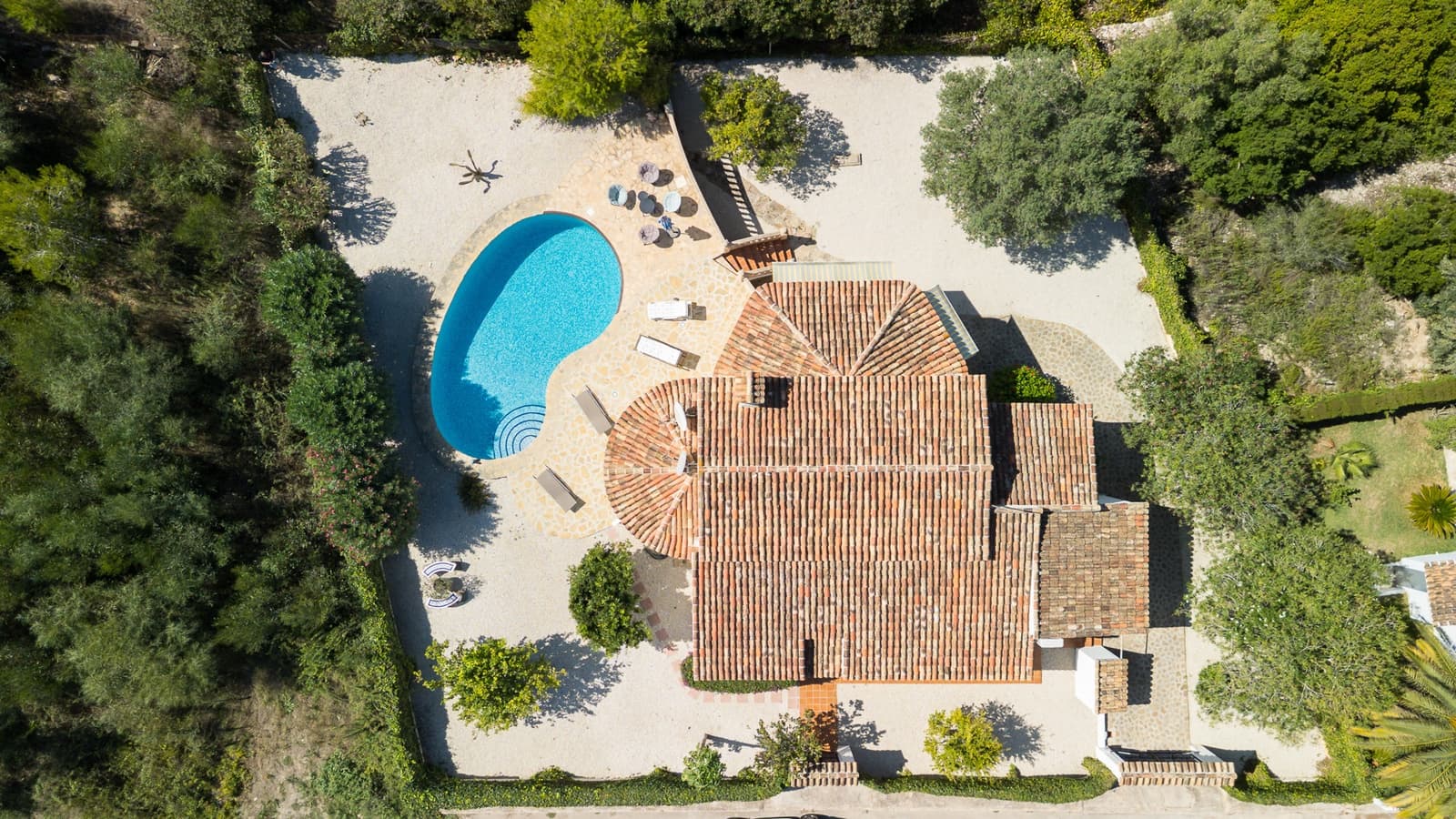 3 Zimmer Villa zu verkaufen in Pinosol mit Pool Garage - 955.000 € (Ref: 10119027)