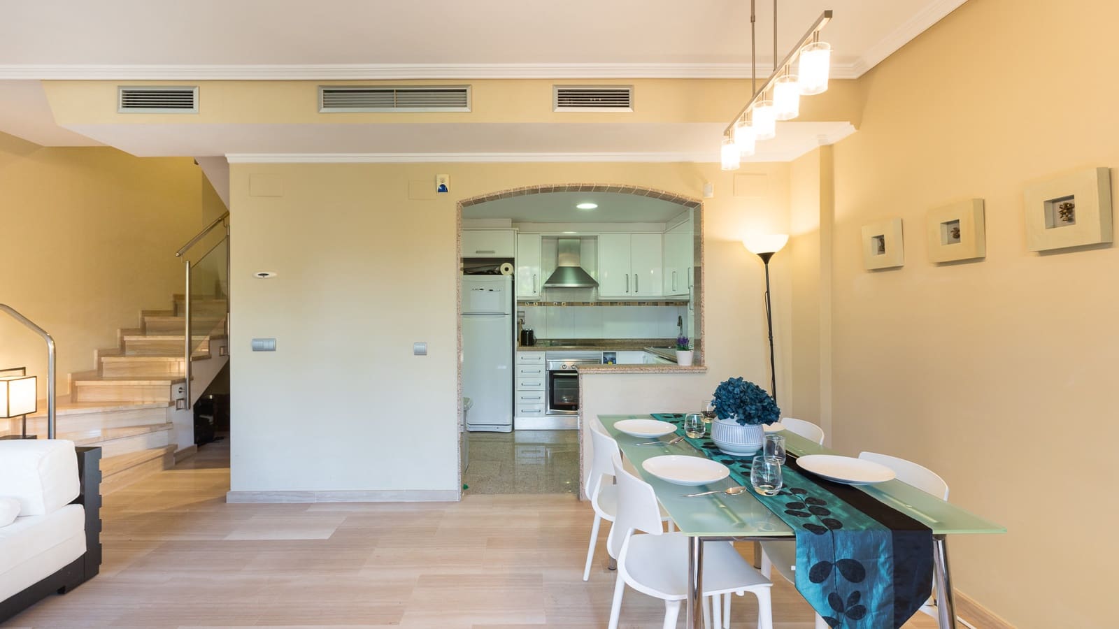 2 bedroom Townhouse for sale in Javea / Xabia with pool garage - € 515,000 (Ref: 10159269)
