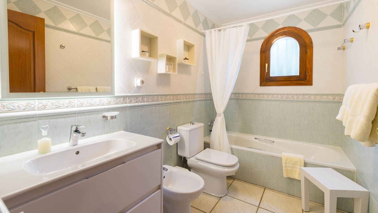 3 soveværelse Villa til salg i Adsubia med swimmingpool garage - € 1.290.000 (Ref: 10166308)