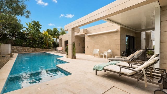 4 sypialnia Willa na sprzedaż w Javea / Xàbia z basenem garażem - 1 695 000 € (Ref: 10166309)