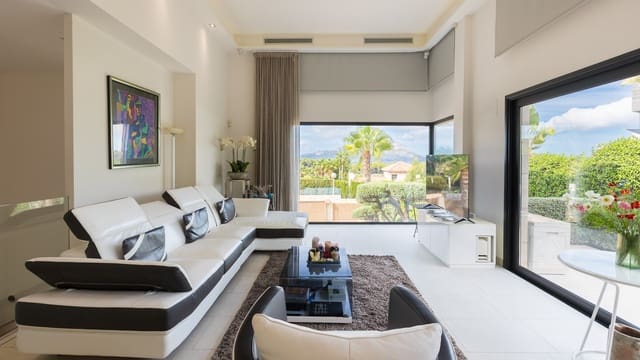 4 sypialnia Willa na sprzedaż w Javea / Xàbia z basenem garażem - 1 695 000 € (Ref: 10166309)