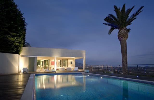 5 bedroom Villa for sale in La Sella with pool garage - € 2,500,000 (Ref: 716196)