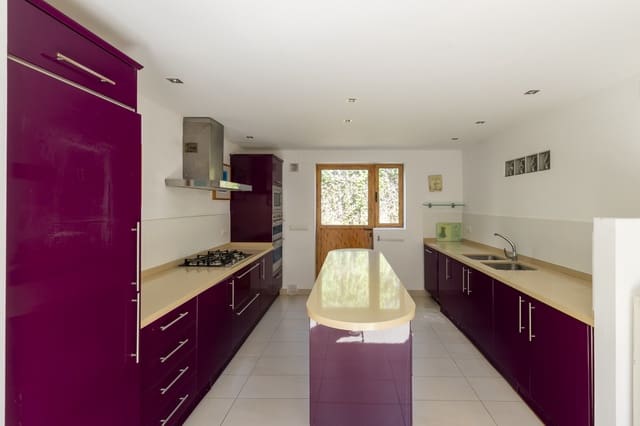 5 bedroom Villa for sale in Partida Tosal - Zona del Castellans, Javea / Xàbia with pool garage - € 845,000 (Ref: 9130903)