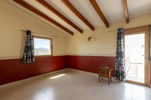 5 bedroom Villa for sale in Partida Tosal - Zona del Castellans, Javea / Xàbia with pool garage - € 845,000 (Ref: 9130903)