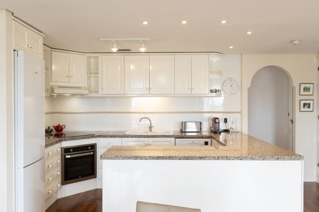 2 soveværelse Lejlighed til salg i Teulada Pueblo, Teulada-Moraira med swimmingpool garage - € 495.000 (Ref: 9130906)