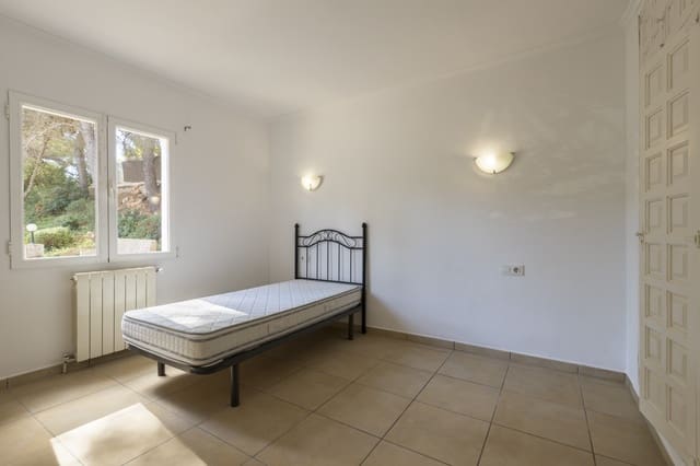 4 makuuhuone Huvila myytävänä paikassa La Granadella  - Costa Nova, Javea / Xàbia mukana uima-altaan 
autotalli - 975 000 € (Ref: 9130910)