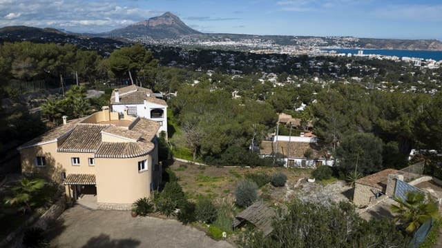 4 makuuhuone Huvila myytävänä paikassa La Granadella  - Costa Nova, Javea / Xàbia mukana uima-altaan 
autotalli - 975 000 € (Ref: 9130910)