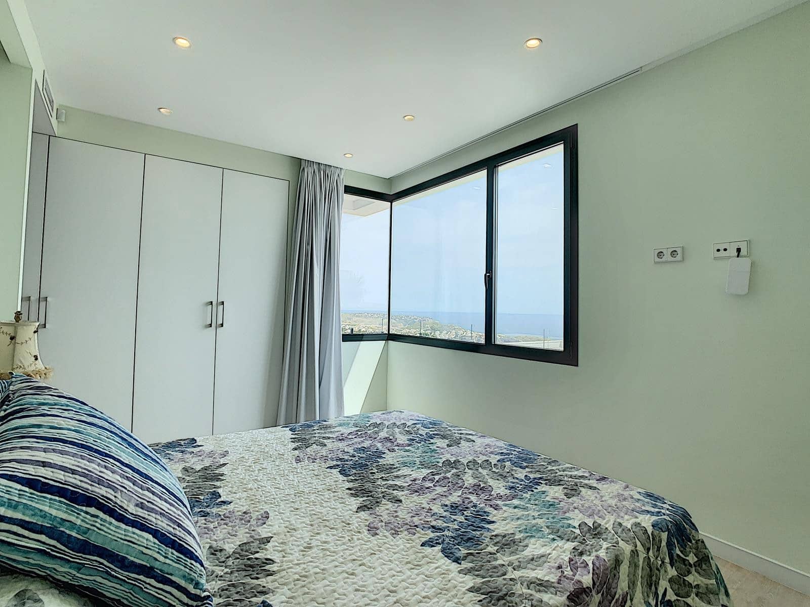 4 bedroom Villa for sale in Cumbre del Sol with pool - € 1,150,000 (Ref: 9130914)