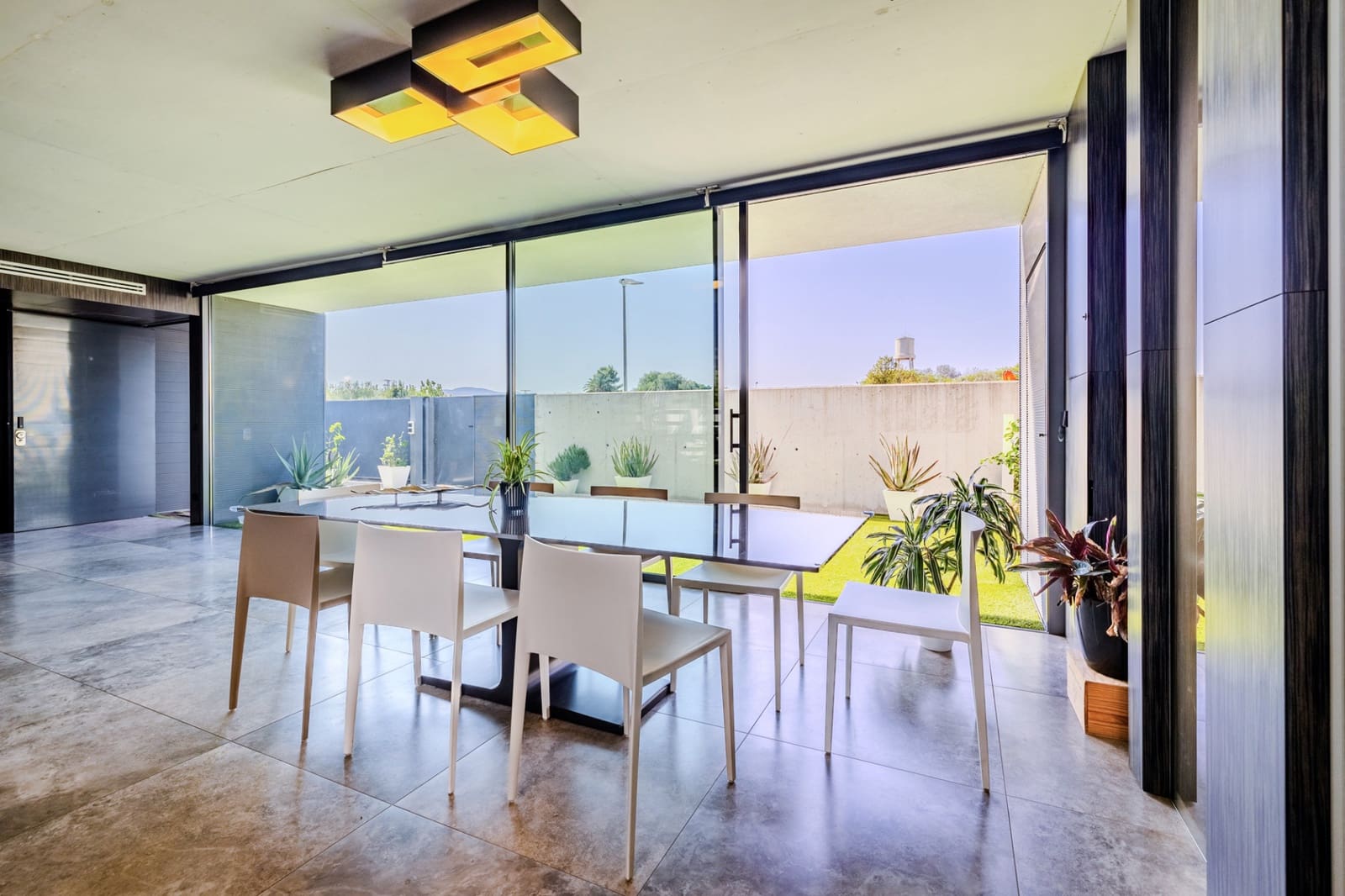 3 soverom Villa til salgs i Oliva med svømmebasseng garasje - € 697 500 (Ref: 9130919)