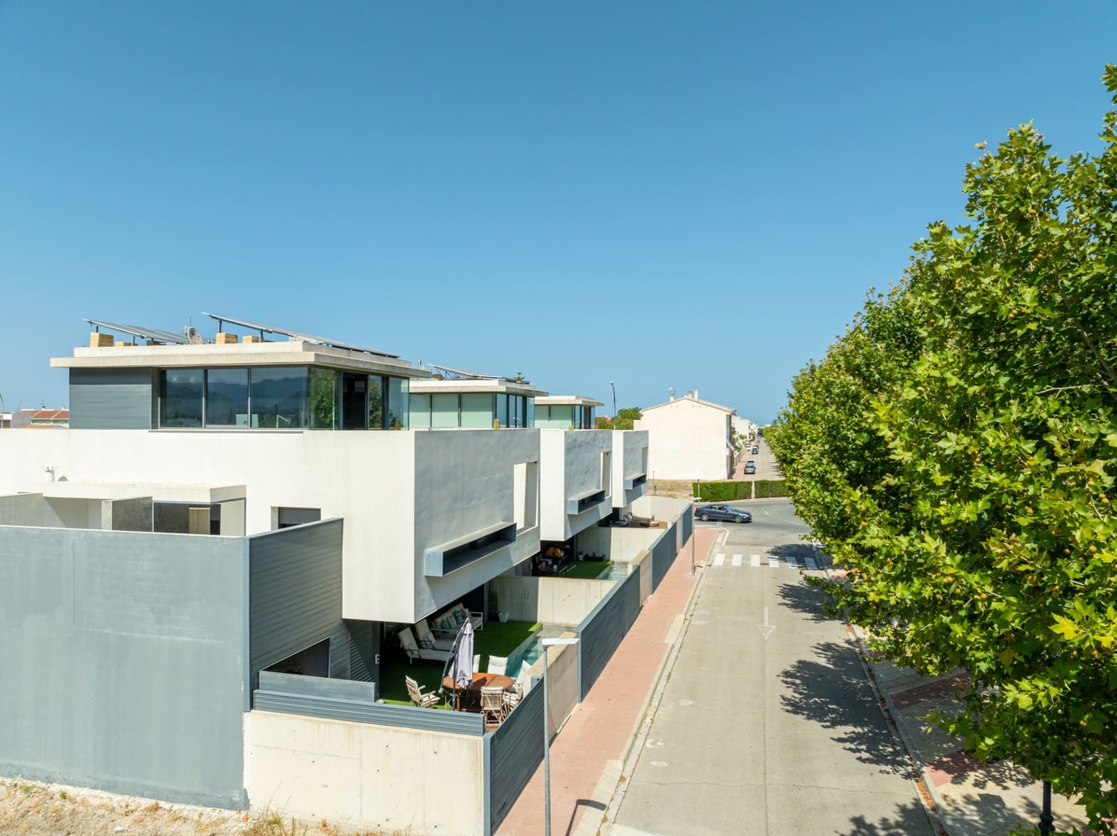 3 soverom Villa til salgs i Oliva med svømmebasseng garasje - € 697 500 (Ref: 9130919)