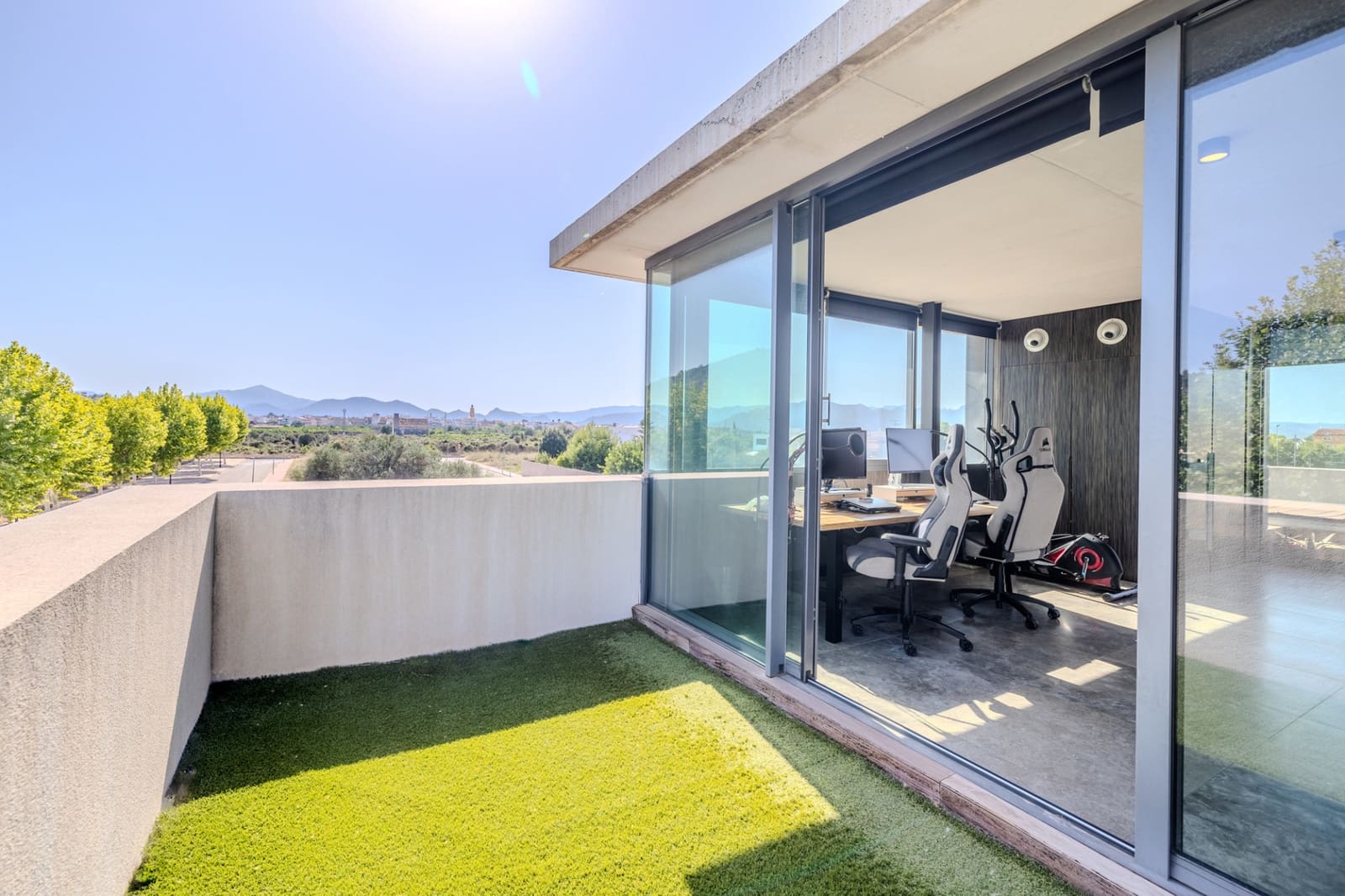 3 soverom Villa til salgs i Oliva med svømmebasseng garasje - € 697 500 (Ref: 9130919)