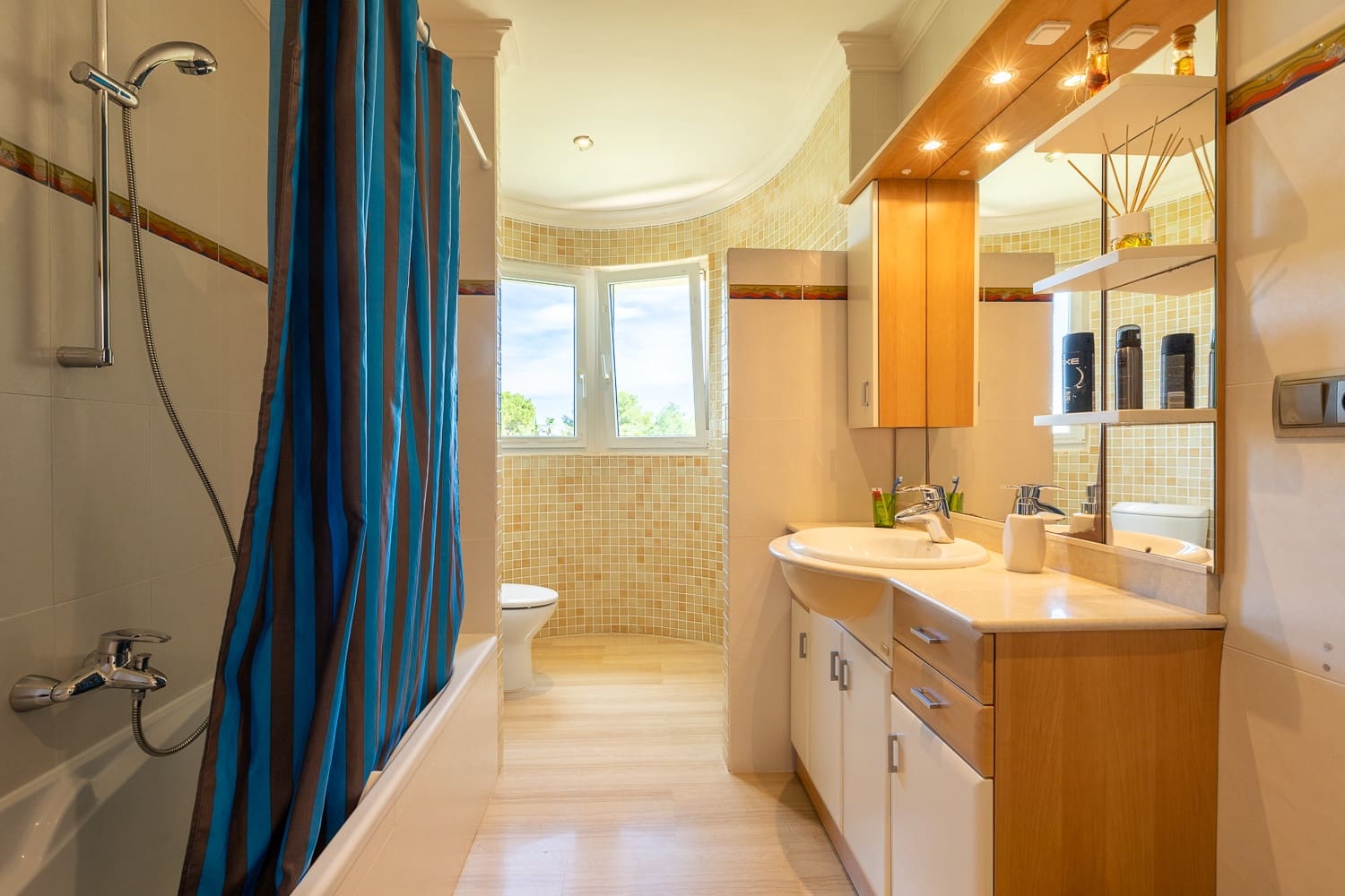 5 soveværelse Villa til salg i Javea / Xabia med swimmingpool garage - € 2.500.000 (Ref: 9130921)