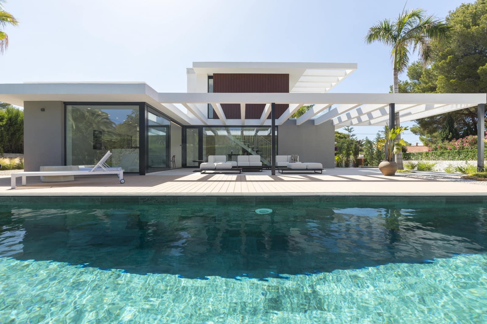 Chalet de 4 habitaciones en Dénia en venta con piscina garaje - 1.890.000 € (Ref: 9130936)