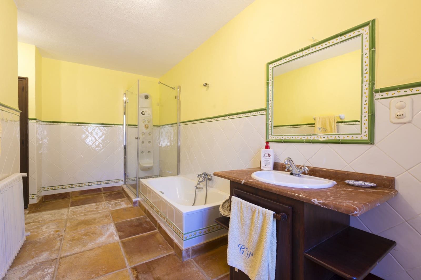 6 bedroom Villa for sale in Altea with pool garage - € 3,750,000 (Ref: 9130937)