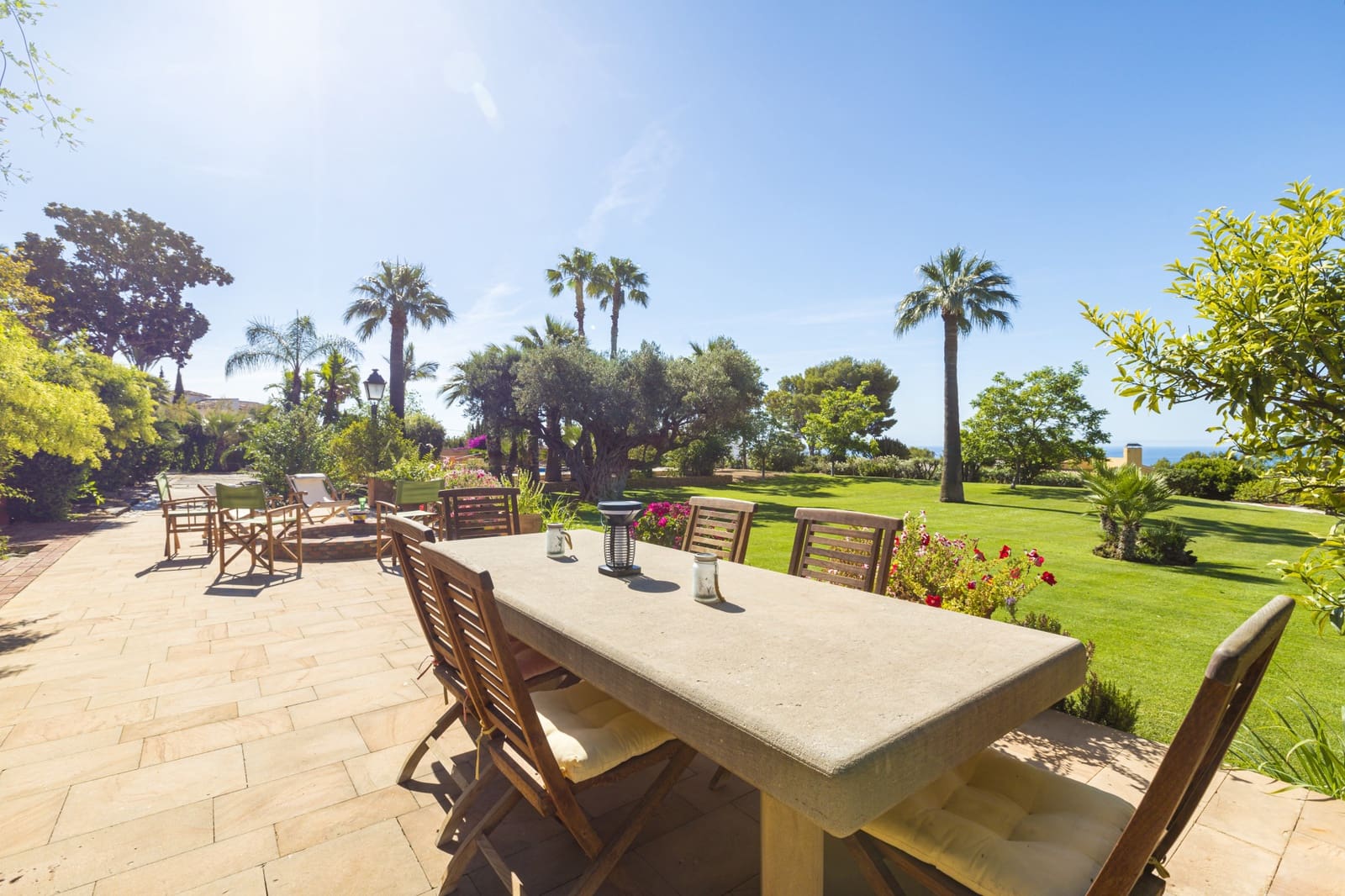 6 bedroom Villa for sale in Altea with pool garage - € 3,750,000 (Ref: 9130937)