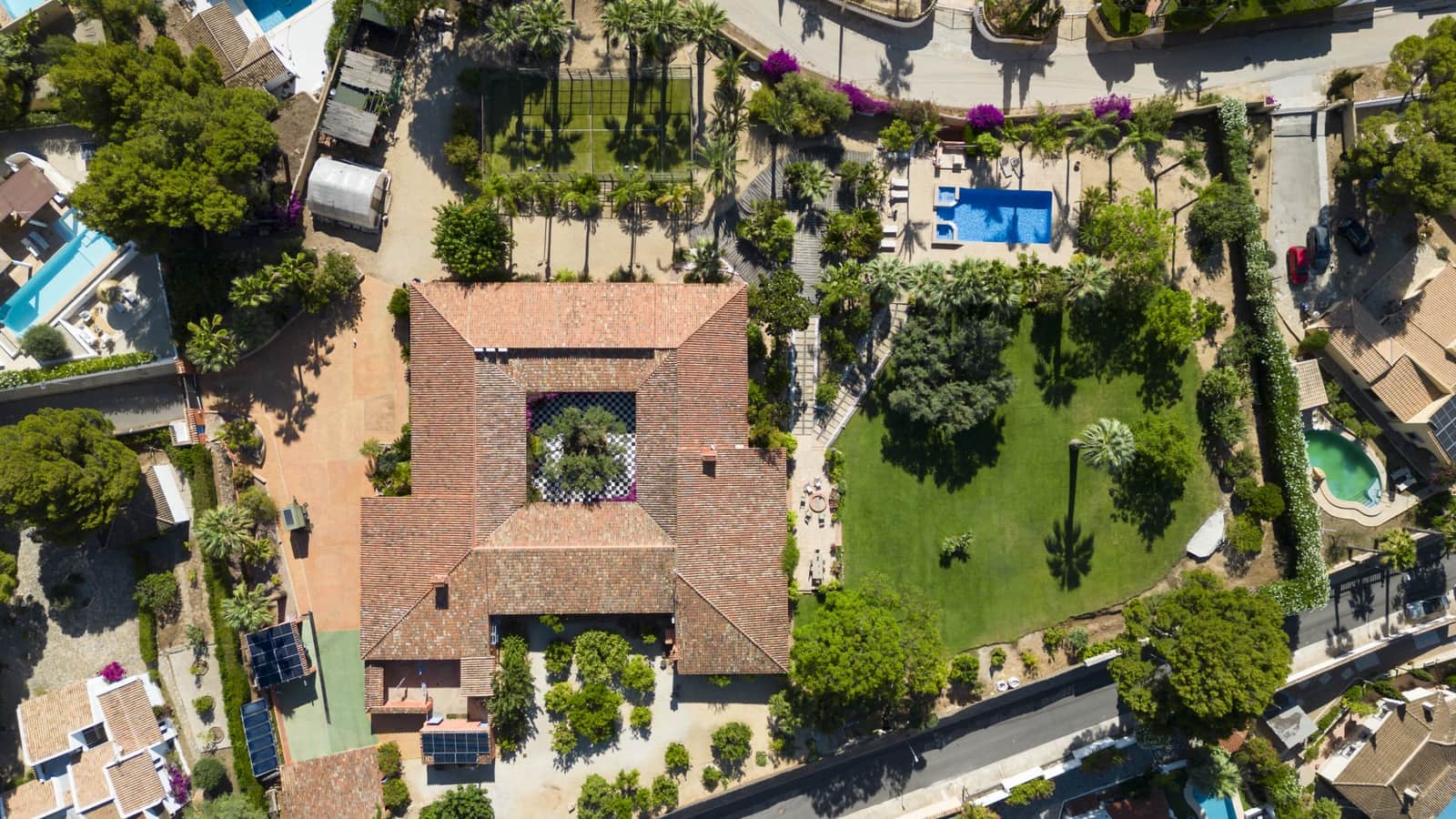 6 sovrum Villa till salu i Altea med pool garage - 3 750 000 € (Ref: 9130937)
