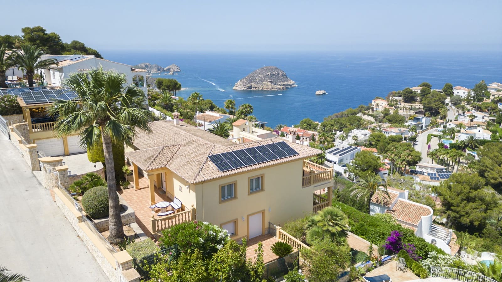 4 slaapkamer Villa te koop in Javea / Xabia met zwembad garage - € 2.300.000 (Ref: 9130939)