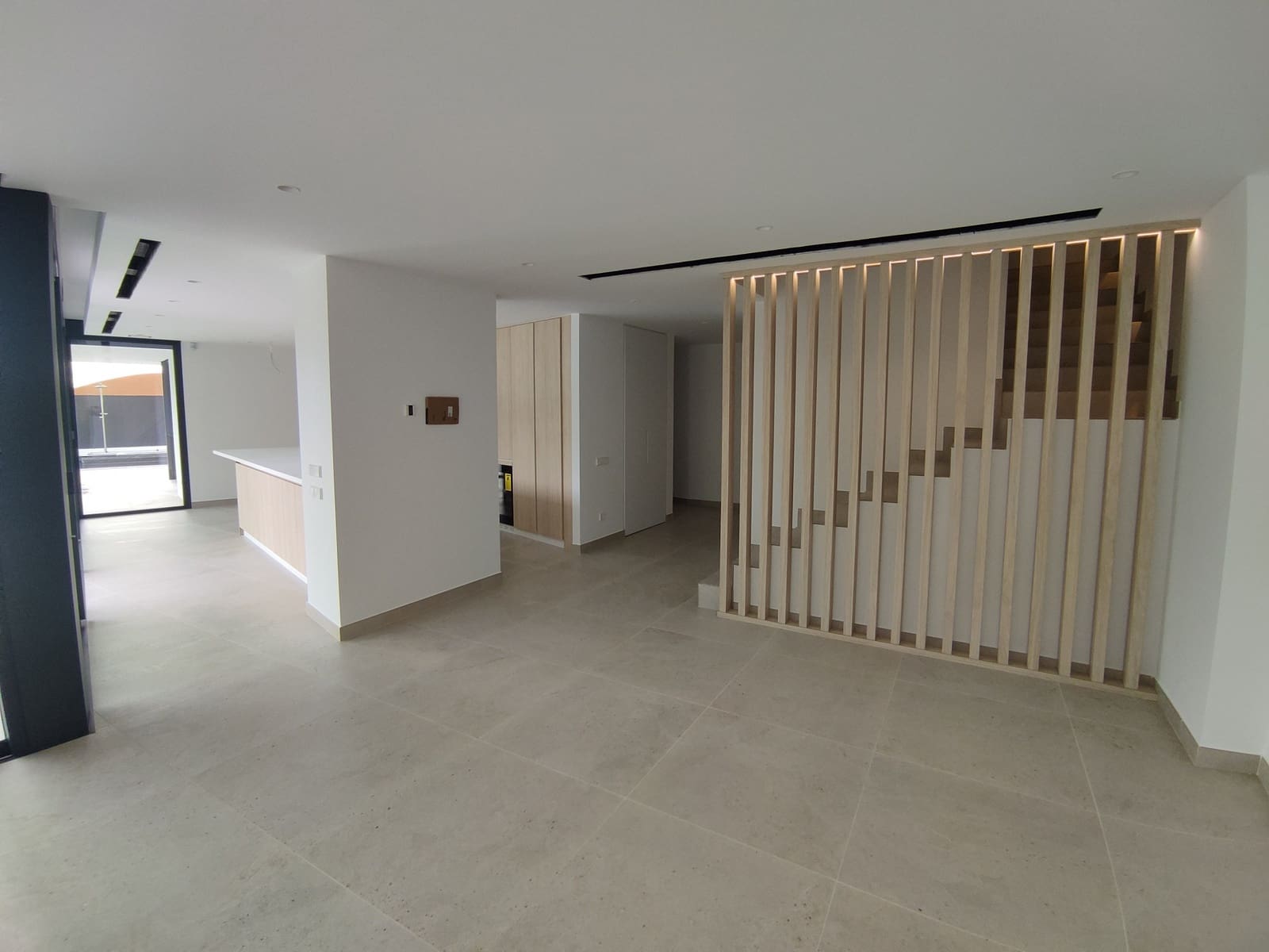 4 bedroom Villa for sale in Altea with pool garage - € 2,250,000 (Ref: 9130952)