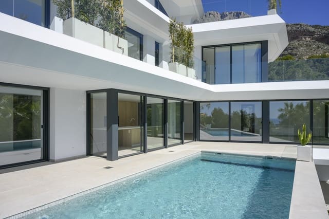 Chalet de 4 habitaciones en Altea en venta con piscina garaje - 2.250.000 € (Ref: 9130952)