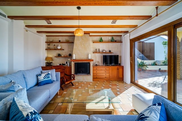 4 slaapkamer Villa te koop in Teulada Pueblo, Teulada-Moraira met zwembad garage - € 2.950.000 (Ref: 9130953)