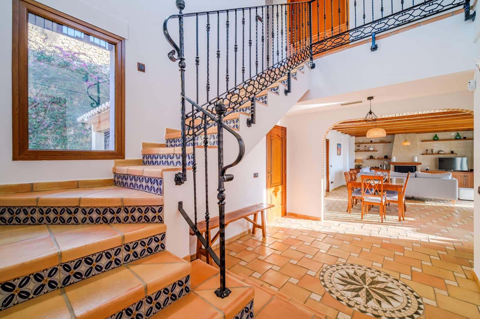 4 soveværelse Villa til salg i Teulada med swimmingpool garage - € 2.950.000 (Ref: 9130953)