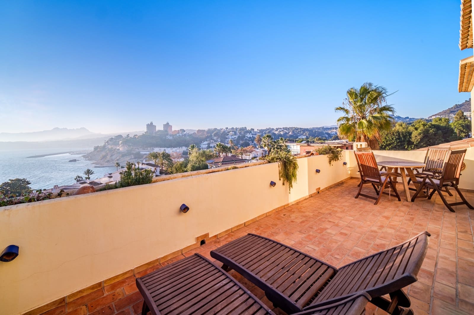 4 soveværelse Villa til salg i Teulada med swimmingpool garage - € 2.950.000 (Ref: 9130953)