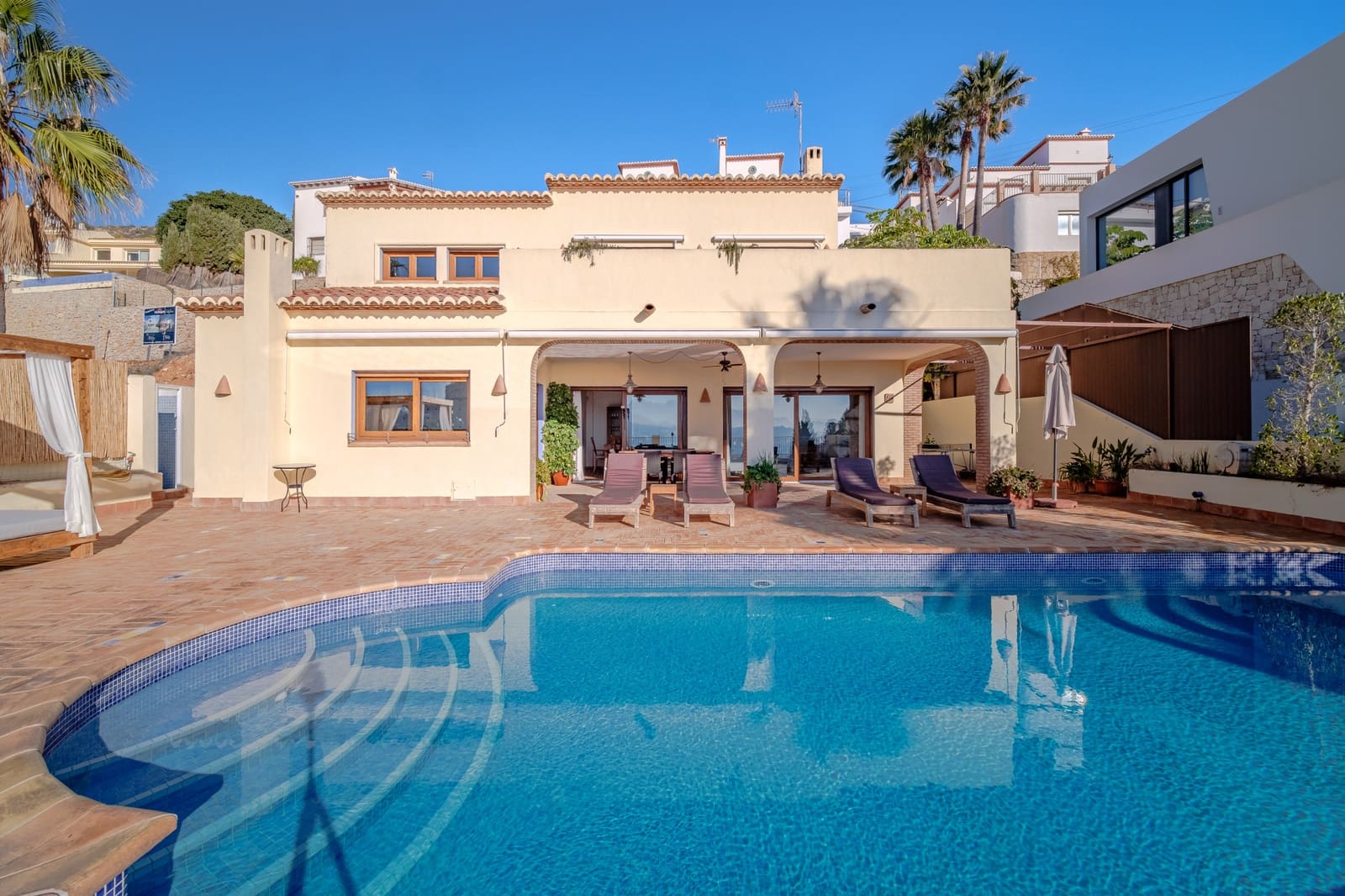 4 soveværelse Villa til salg i Teulada med swimmingpool garage - € 2.950.000 (Ref: 9130953)