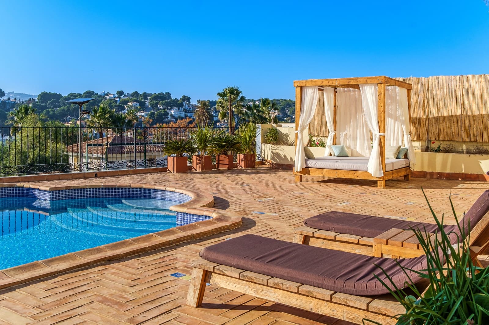 4 soveværelse Villa til salg i Teulada med swimmingpool garage - € 2.950.000 (Ref: 9130953)