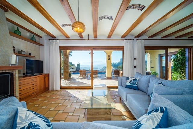 4 slaapkamer Villa te koop in Teulada Pueblo, Teulada-Moraira met zwembad garage - € 2.950.000 (Ref: 9130953)