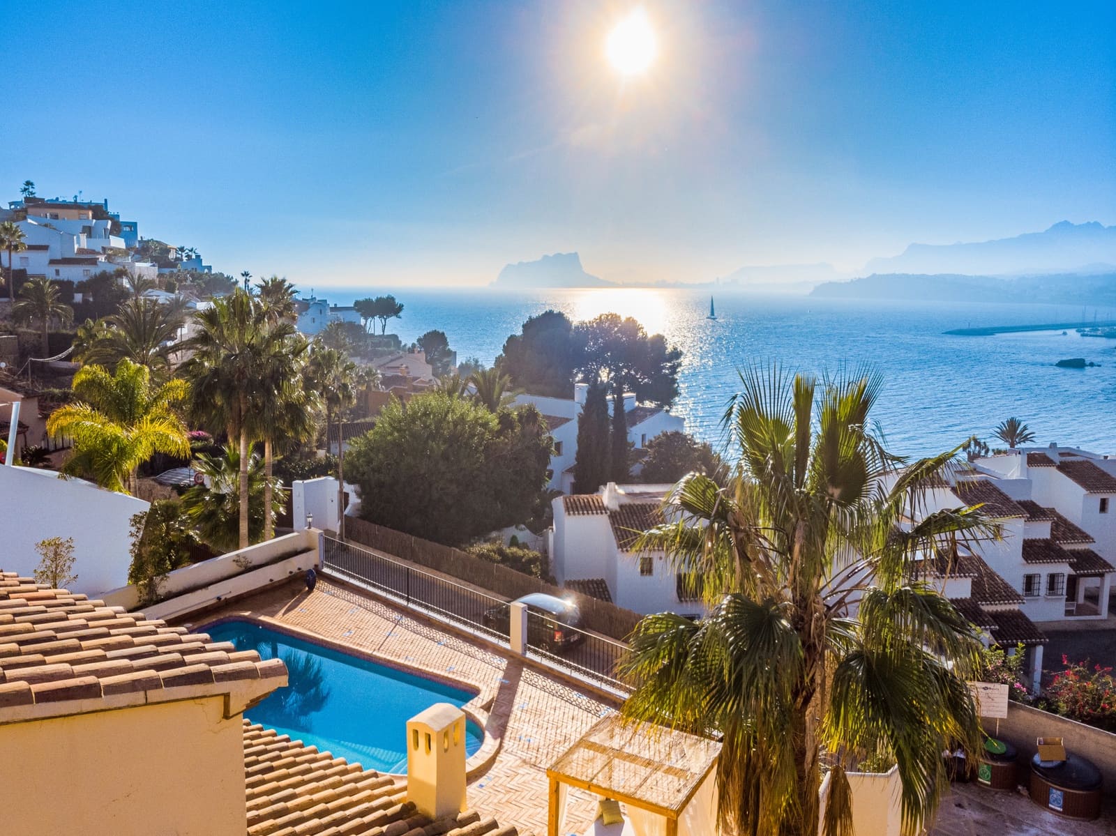 4 slaapkamer Villa te koop in Teulada met zwembad garage - € 2.950.000 (Ref: 9130953)