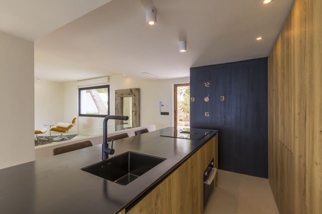 Chalet de 4 habitaciones en Javea / Xàbia en venta con piscina garaje - 1.490.000 € (Ref: 9130955)