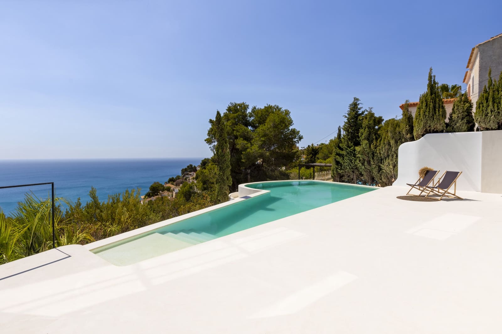 Chalet de 4 habitaciones en Javea / Xàbia en venta con piscina garaje - 1.490.000 € (Ref: 9130955)