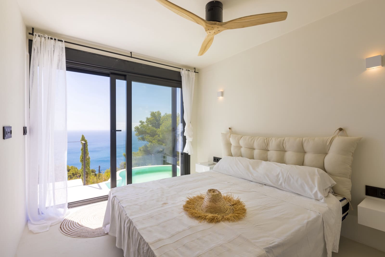 Chalet de 4 habitaciones en Javea / Xàbia en venta con piscina garaje - 1.490.000 € (Ref: 9130955)