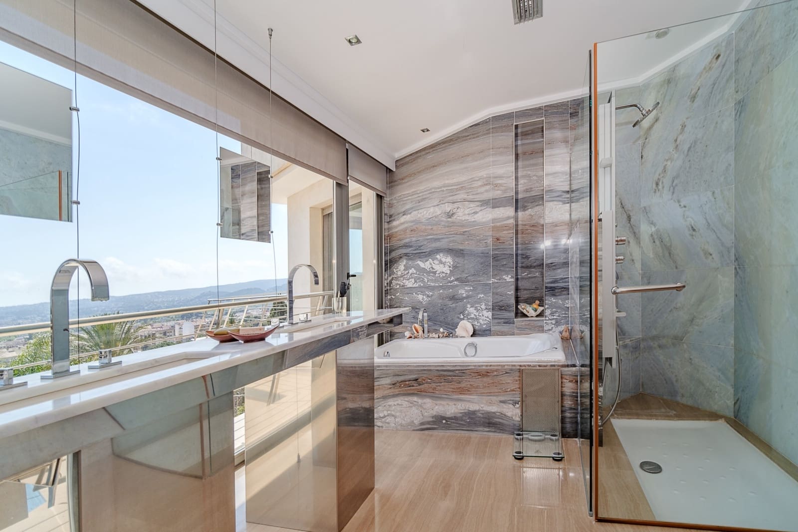 7 makuuhuone Huvila myytävänä paikassa Javea / Xabia mukana uima-altaan 
autotalli - 2 500 000 € (Ref: 9130962)