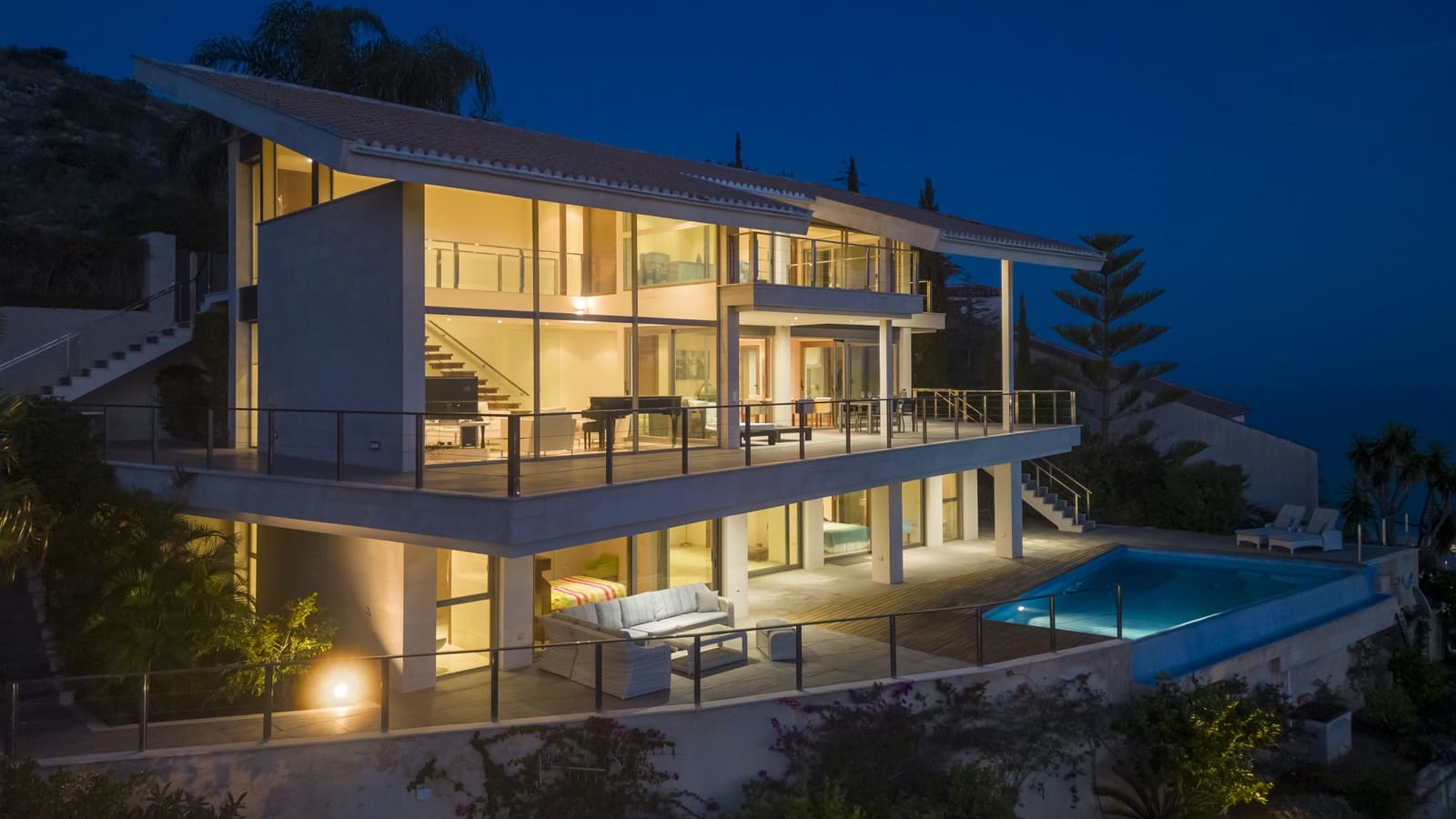 4 soveværelse Villa til salg i Javea / Xabia med swimmingpool garage - € 3.000.000 (Ref: 9130967)