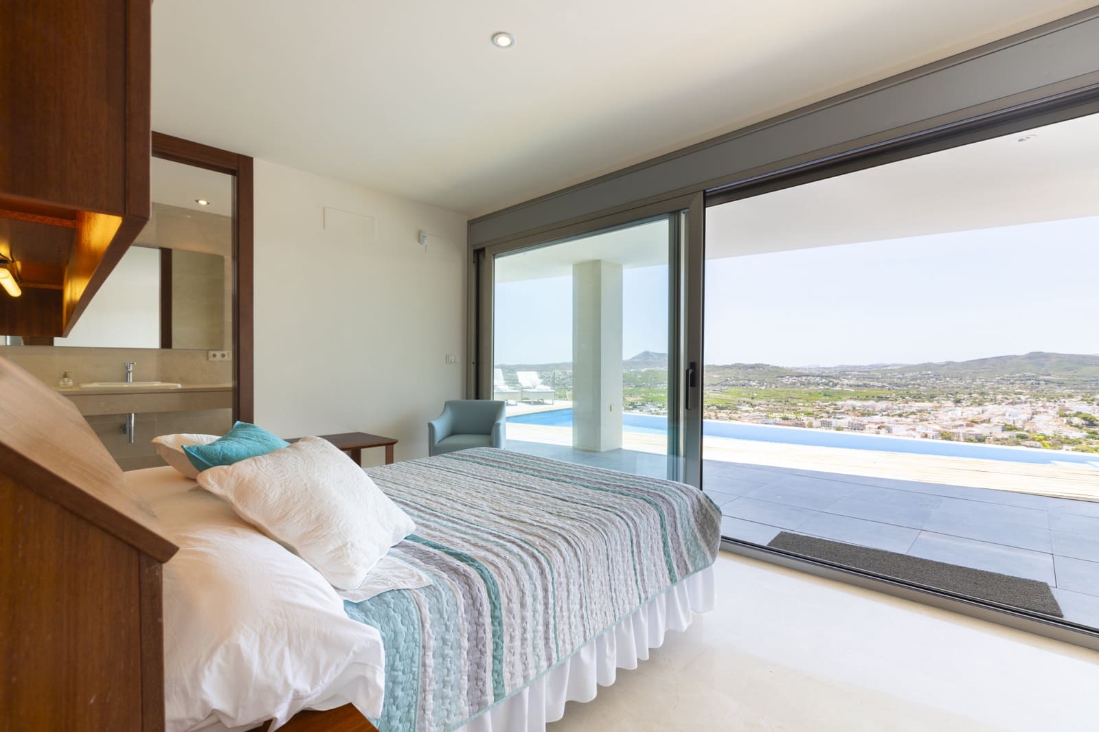 4 soveværelse Villa til salg i Javea / Xabia med swimmingpool - € 3.000.000 (Ref: 9130967)