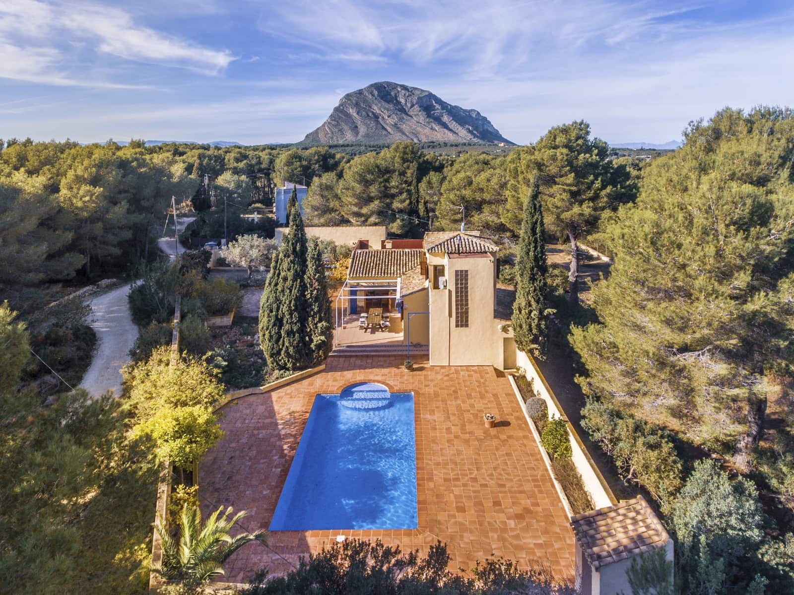 4 soveværelse Villa til salg i Javea / Xabia med swimmingpool garage - € 790.000 (Ref: 9130968)