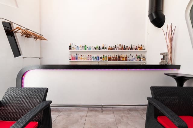 2 quarto Restaurante/Bar para venda em Centro ciudad, Javea / Xàbia - 1 295 000 € (Ref: 9130977)