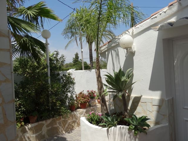 17 bedroom Hotel for sale in Cometa - Carrió, Calpe / Calp with pool garage - € 1,050,000 (Ref: 9130981)