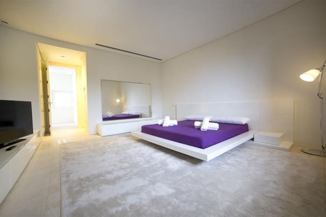 4 bedroom Villa for sale in Las Rotas / Les Rotes, Dénia with pool garage - € 4,500,000 (Ref: 9130983)